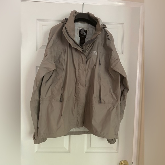 Light water repellent nylon jacket ,XL - Picture 2 of 12